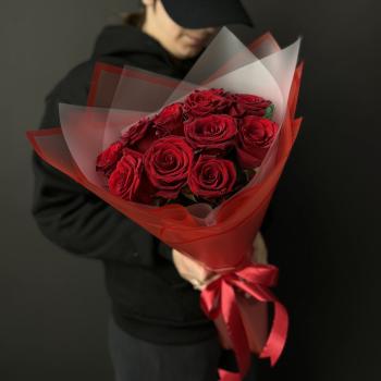 Композиция из красных роз (Эквадор)