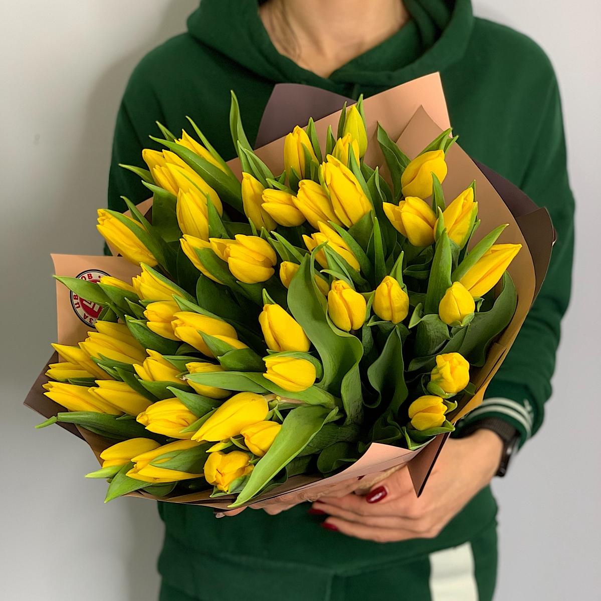 Тюльпаны желтые 51 шт (№  16960srtv)